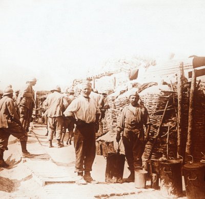 Soldados en las trincheras, Bélgica, c1914-c1918 de Unbekannt