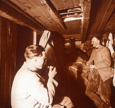 Soldados en trincheras, Genicourt, norte de Francia, c. 1914-c. 1918 de Unbekannt