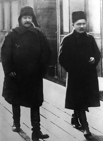 Líderes soviéticos Joseph Stalin y Sergei Kirov, Moscú, URSS, 1928 de Unbekannt