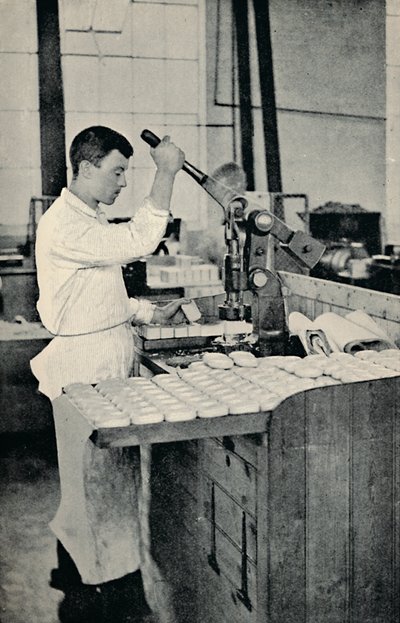 Bloques de jabón estampados, c1917 de Unbekannt