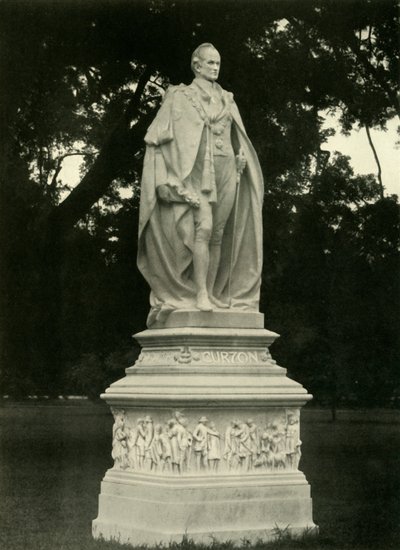 Estatua de Lord Curzon en los jardines del Victoria Memorial Hall, 1925 de Unbekannt