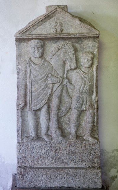 Estela, Valerio Alucenzio, piedra, siglo III de Unbekannt