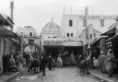 Escena callejera, Rabat, Marruecos, c. 1920s-c. 1930s de Unbekannt