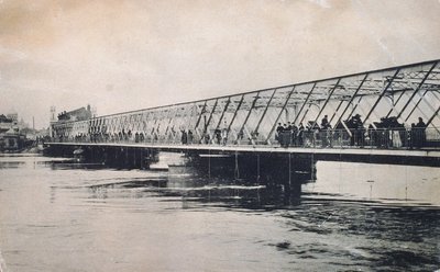 El puente Borodinsky durante la inundación de abril de 1908, Moscú, Rusia de Unbekannt