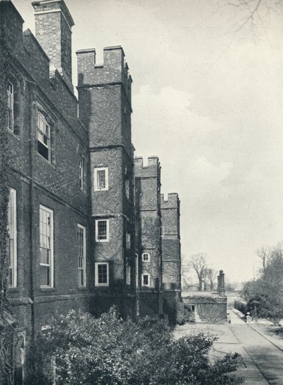 El frente este del colegio, 1926 de Unbekannt