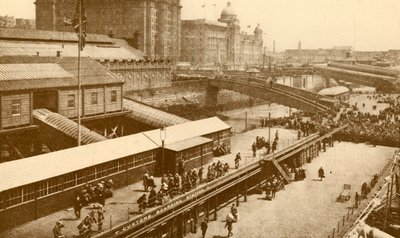 El gran muelle flotante en Liverpool, c1930 de Unbekannt