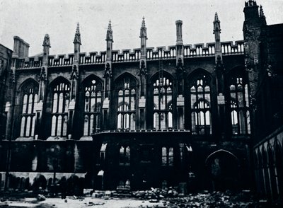 El Salón Histórico en el Inner Temple completamente destruido por el fuego, 1941 de Unbekannt