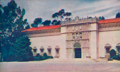 La imponente puerta de la Galería de Bellas Artes, c1935 de Unbekannt