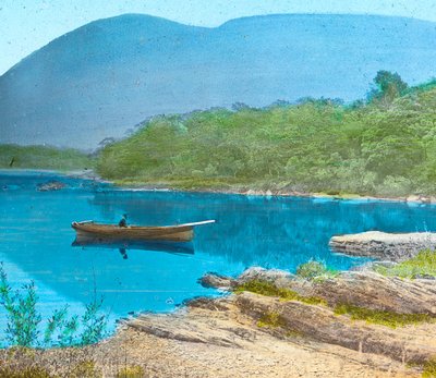 El Lago Medio, desde la Isla Dinis, Killarney, c1910 de Unbekannt