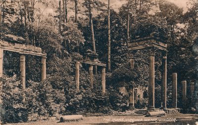 Las ruinas, Virginia Water, Windsor, c1917 de Unbekannt