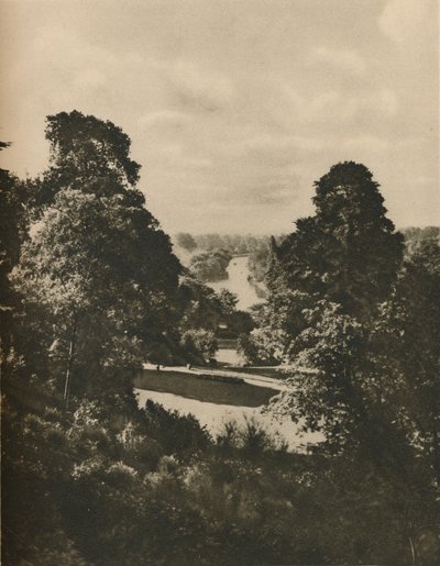 El Támesis en Richmond, Una de las vistas más famosas de Inglaterra, c1935 de Unbekannt