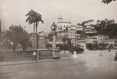 El tranvía pasando por la Plaza de la Gloria, 1914 de Unbekannt