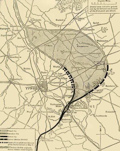 El saliente de Ypres antes y después de la Segunda Batalla de Ypres..., Primera Guerra Mundial, 1915, c1920 de Unbekannt
