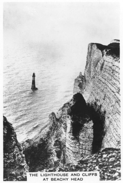 El faro y los acantilados en Beachy Head, 1936 de Unbekannt