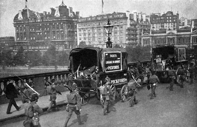 La huelga ferroviaria de 1911, Londres, c. 1920 de Unbekannt
