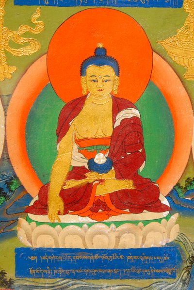 Budismo tibetano; mural colorido que representa al Buda en meditación; Bhumisparsha Mudra; Bhumisparshamudra invocando a la madre tierra; Palacio del Panchen Lama; Monasterio de Tashilhunpo; Shigatse; Himalayas; Región Autónoma del Tíbet; República Popular de Unbekannt