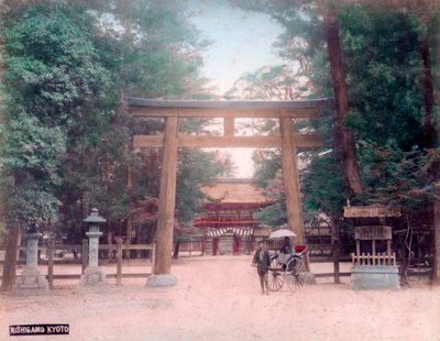 Torii, puerta del santuario, Nishigamo, Kioto, Japón de Unbekannt