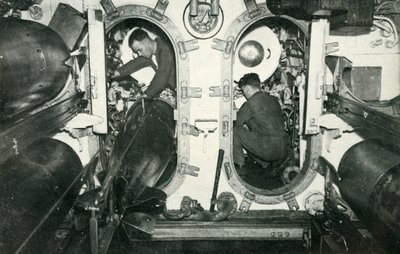 Tuberías de torpedos de un submarino británico, Segunda Guerra Mundial de Unbekannt
