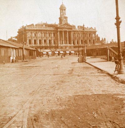 Ayuntamiento y Plaza Mayor, Cambrai, norte de Francia, c1914-c1918 de Unbekannt