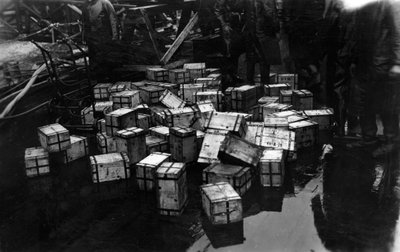 Transporte de £14,000,000 de lingotes en el acorazado británico HMS Malaya, 1940 de Unbekannt