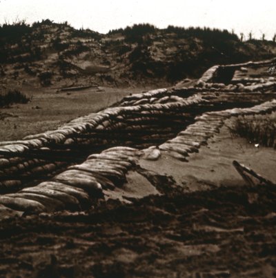 Trincheras al abrigo de las dunas, Nieuwpoort, Flandes, Bélgica, c1914-c1918 de Unbekannt