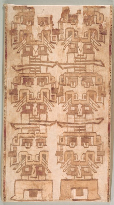 Dos fragmentos textiles con cabezas con colmillos, 500-200 a.C. de Unbekannt