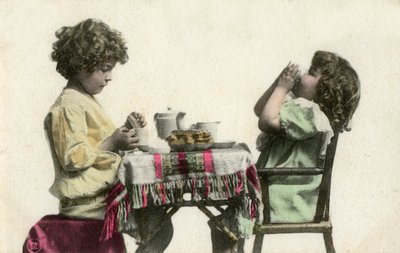 Dos niños pequeños, finales del siglo XIX o principios del siglo XX de Unbekannt