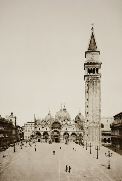 Sin título 96, c. 1890. [Basílica de San Marcos y Campanile, Venecia] de Unbekannt
