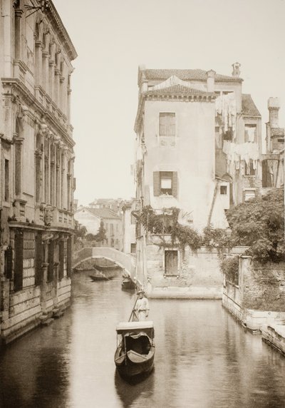 Sin título II 8, c. 1890. [Góndola en canal, Venecia] de Unbekannt