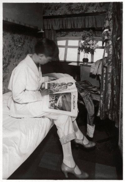 Vista de una cabina de pasajeros a bordo del Zeppelin LZ 127 Graf Zeppelin, 1933 de Unbekannt