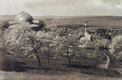 Vista del Goetheanum y la Casa de Calefacción, Dornach, Suiza, 1914-1916 de Unbekannt
