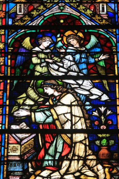 Virgen María. Detalles. Coronación de la Virgen. Vidrieras de Frantz Mayer de Múnich 1884. Capilla de Notre Dame de la Ronde. Catedral de San Esteban de Metz de Unbekannt