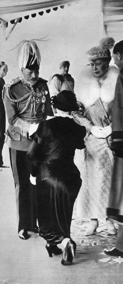 Alcaldes y alcaldesas del oeste de Londres presentados al rey, Kensington, 1935, 1936 de Unbekannt