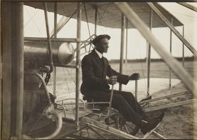 Wilbur Wright en el avión, 1908 de Unbekannt