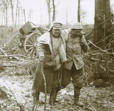 Soldado herido, Verdún, norte de Francia, 1916 de Unbekannt