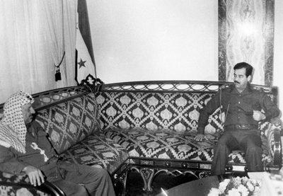 Yasser Arafat y Saddam Hussein, Irak, 1987 de Unbekannt