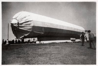 Zeppelin LZ 5 en Goeppingen, Alemania, 1909 de Unbekannt