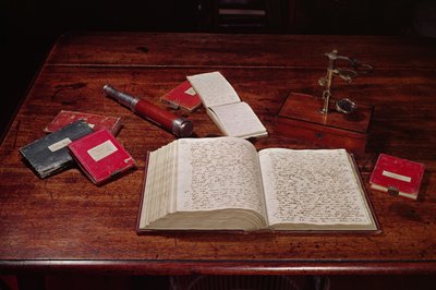 Libros en el escritorio de Charles Darwin de Unbekannt Unbekannt