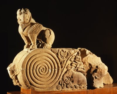 Arquitrabe de arenisca pulida con grifo, Sanchi, MP, principios del siglo I d.C. de Unbekannt Unbekannt