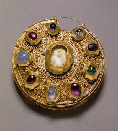 Medallón Kolt, oro con perlas y joyas, decoración de cloisonné, esmalte, filigrana y granulación, Ryazan, siglo XII de Unbekannt Unbekannt