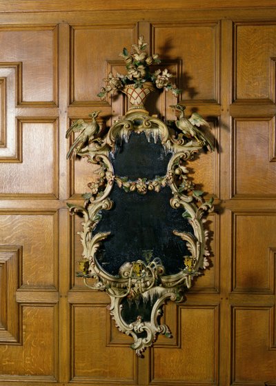 Girandola tardía de Jorge II con apliques de metal con motivos foliares de Unbekannt Unbekannt