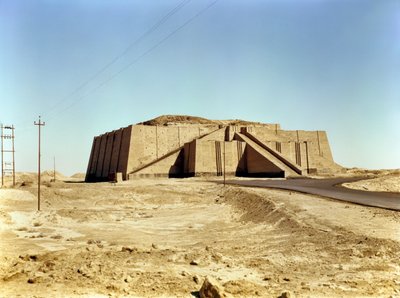 Fachada noreste del zigurat, c.2100 a.C. de Unbekannt Unbekannt