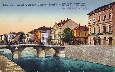 Postal que representa Sarajevo, el muelle Appel y el puente Lateiner, lugar del asesinato del Archiduque Francisco Fernando y su esposa Sofía el 28 de junio de 1914, c. 1920 de Unbekannt Unbekannt