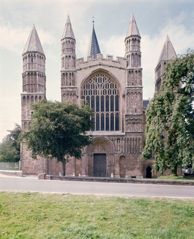 Vista del frente oeste de la Catedral de Rochester, construida c.1150 de Unbekannt Unbekannt