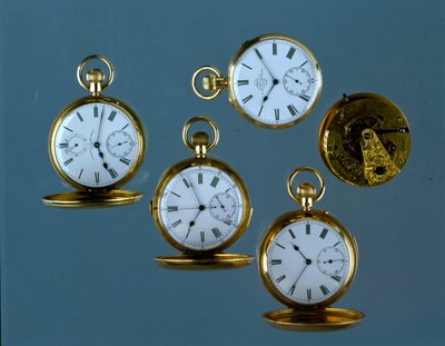 Una selección de relojes de bolsillo suizos e ingleses con esferas de esmalte blanco y cajas de oro de Unbekannt
