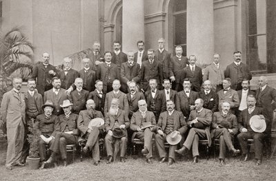 Miembros coloniales africanos de la Convención de Unión Más Cercana de 1908 que llegaron a términos que resultaron en que el Parlamento Británico aprobara el Acta de Sudáfrica de 1909 de Josef Eberz