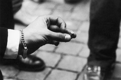Atentado contra el Papa Juan Pablo II (Karol Wojtyla 1920-2005): primer plano de la bala que golpeó al pontífice de Unbekannt