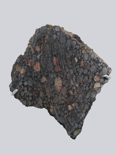 Condrita carbonácea (CBA). Caída en Gujba (Nigeria) en 1984. Museo Nacional de Historia Natural, París de Unbekannt