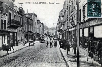Champaña-Ardenas, Marne, Chalons sur Marne: vista de la rue de la Marne (la ciudad ahora se llama Chalons en Champagne) de William M. Timlin