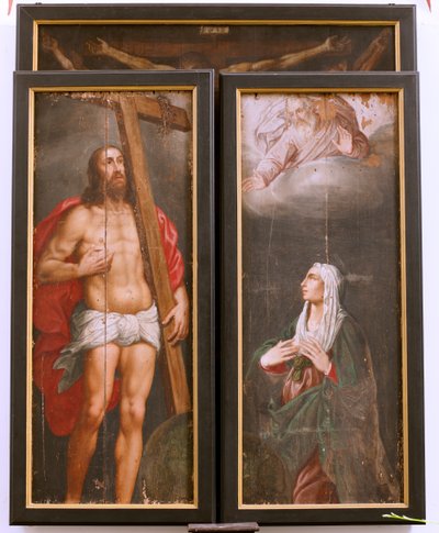 Iglesia (Eglise Saint-martin). Interior. Tríptico. La Crucifixión. de Unbekannter Künstler